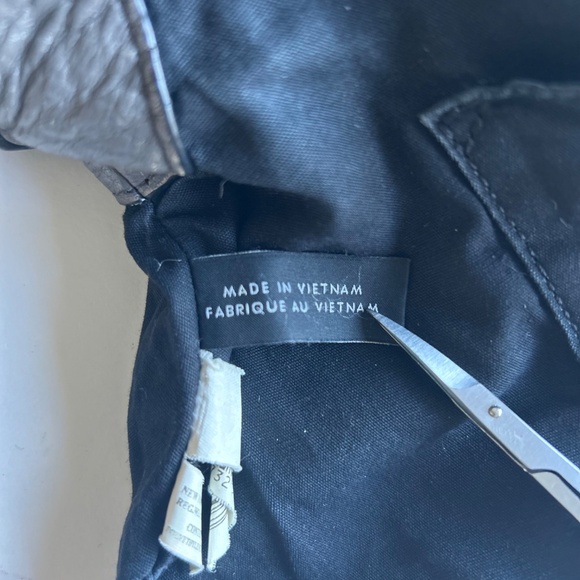 Marc Jacobs Grey Pebble Genuine Leather Shoulder Crossbody Bag - Picture 14 of 15